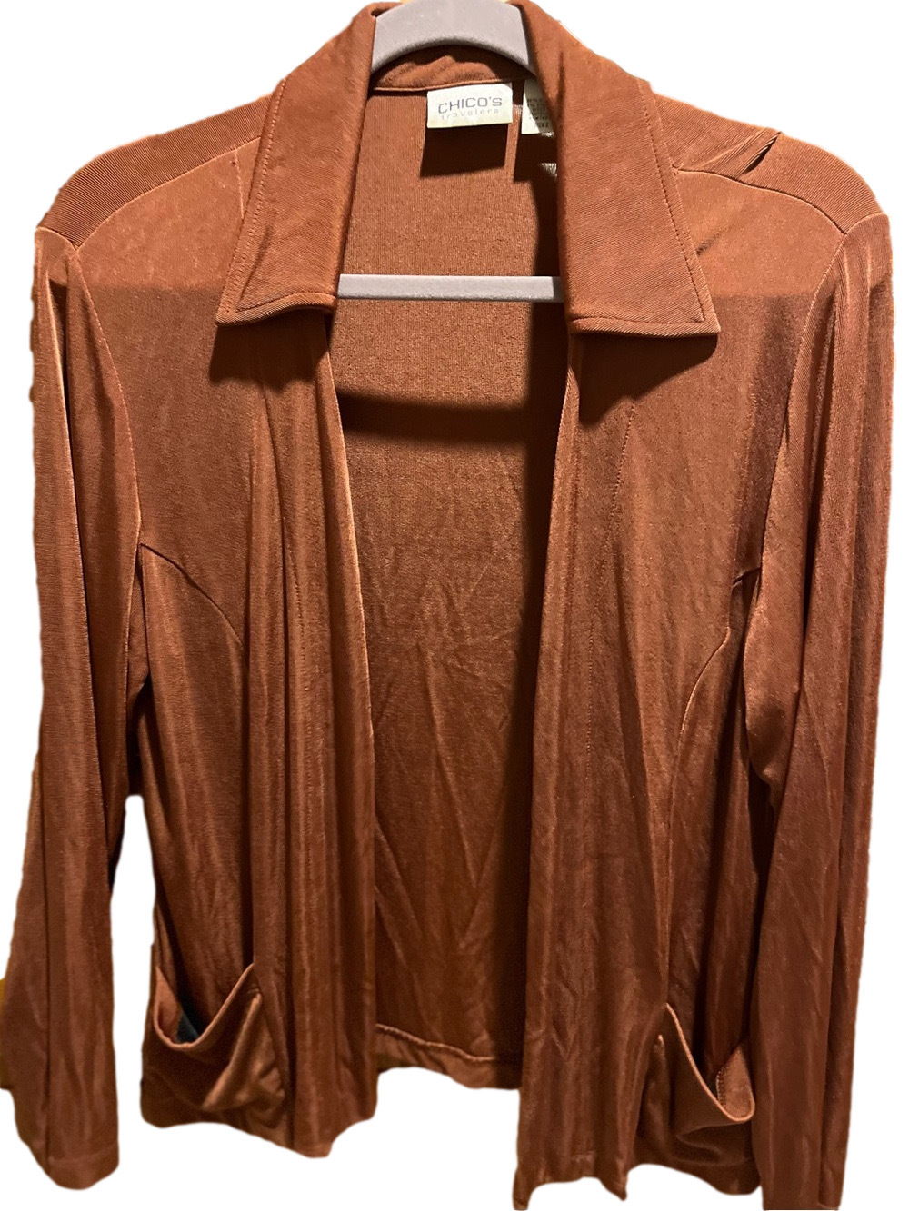 75. WOMENS CHICO’S TRAVELERS 2/L DETAIL TOP